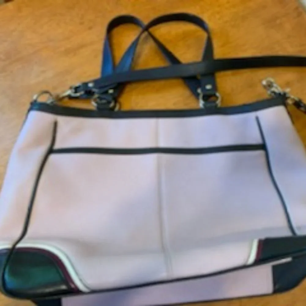 COACH LAURA LEATHER SPECTATOR TOTE BAG F1020 · Style # F15149 ·